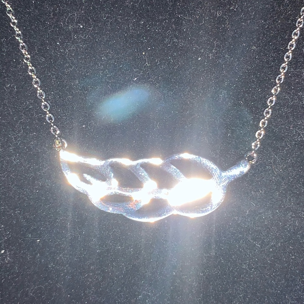 Genuine Diamond Leaf - Picture 3 of 6